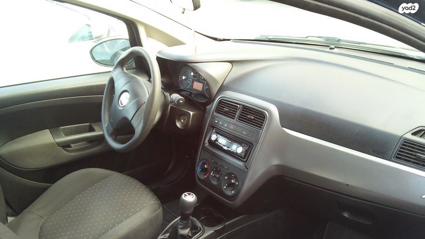 מודעת רכב פיאט פונטו