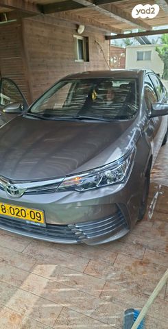מודעת רכב טויוטה קורולה