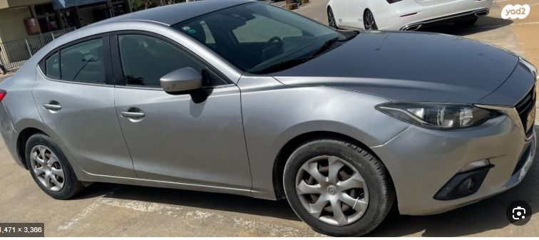 מודעת רכב מאזדה 3