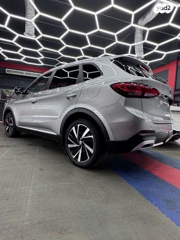 מודעת רכב אם ג'י ZS