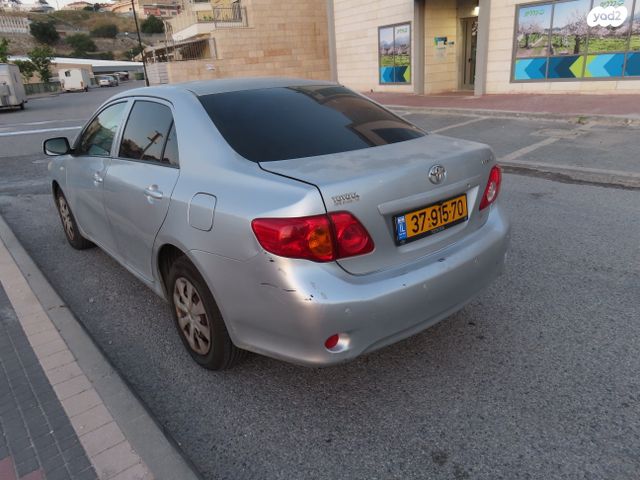 מודעת רכב טויוטה קורולה