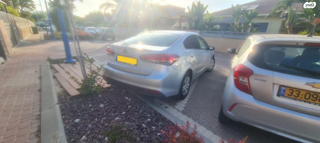 מודעת רכב קיה פורטה 