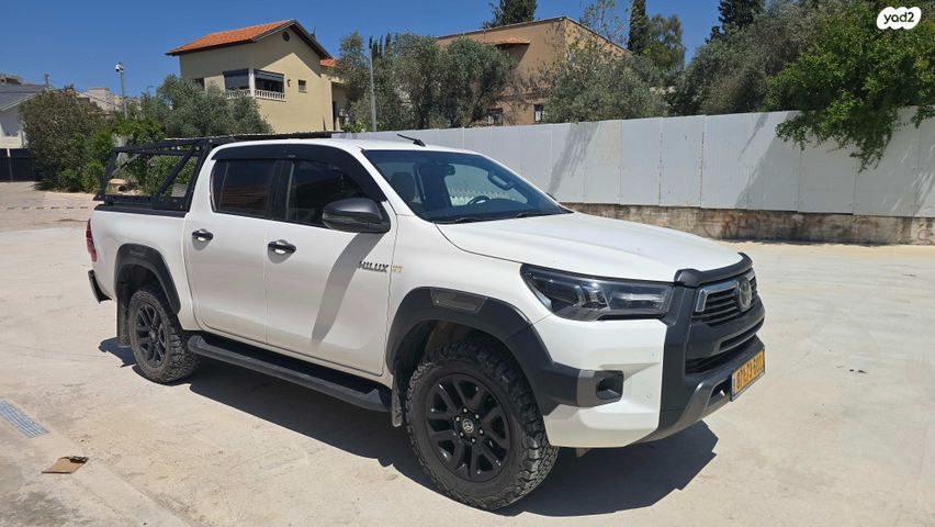 מודעת רכב טויוטה היילקס