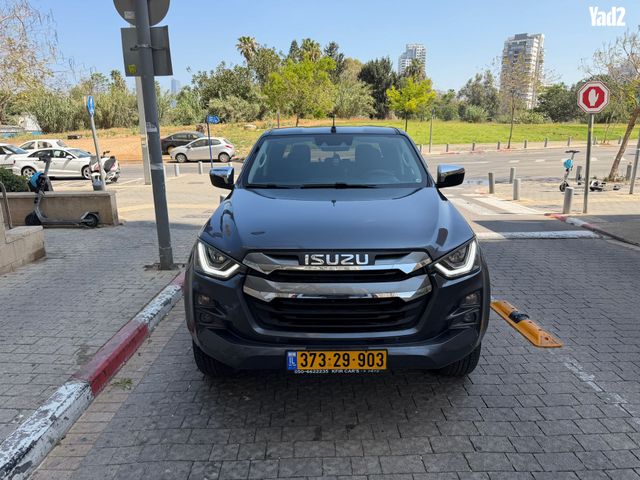 מודעת רכב איסוזו די-מקס 2