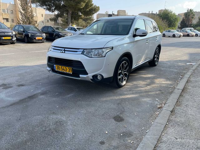 מודעת רכב מיצובישי אאוטלנדר