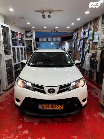 מודעת רכב טויוטה RAV4