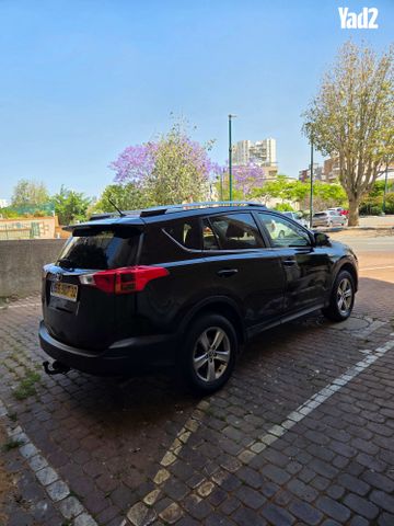 מודעת רכב טויוטה RAV4 2