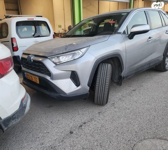 מודעת רכב טויוטה RAV4