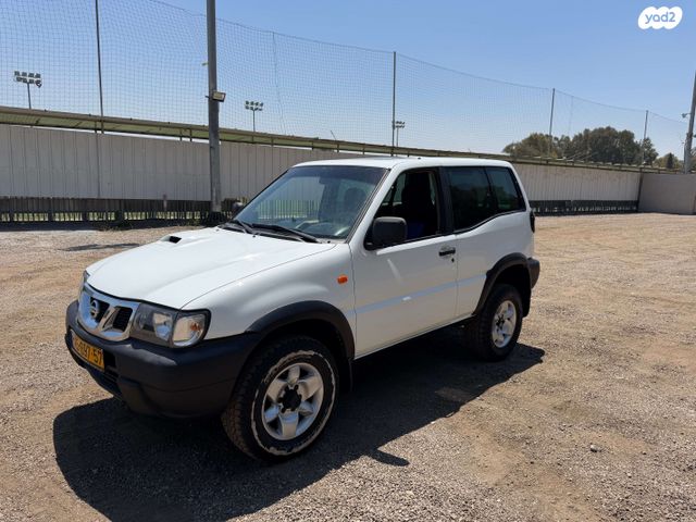 מודעת רכב ניסאן טראנו