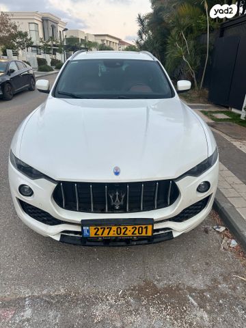 מודעת רכב מזראטי לבנטה 