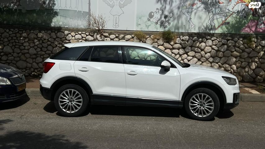 מודעת רכב אאודי Q2