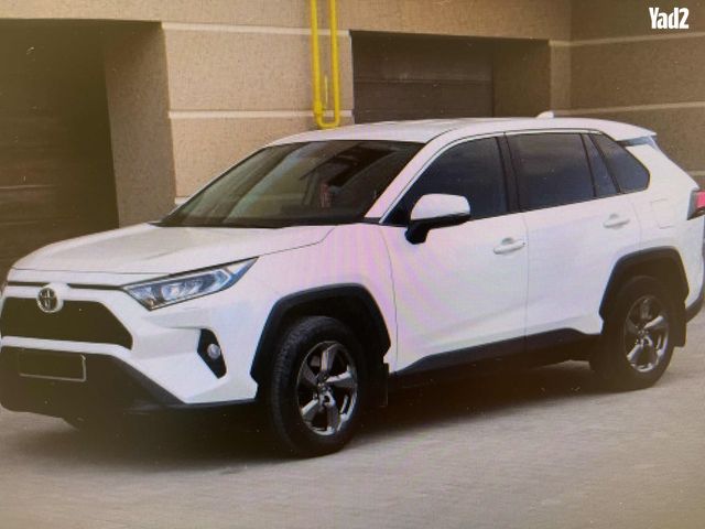 מודעת רכב טויוטה RAV4