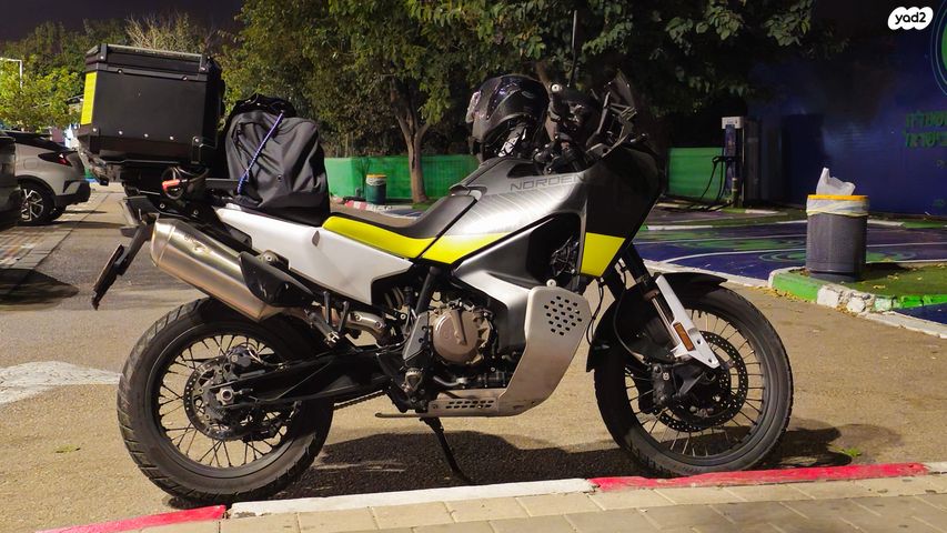 מודעת רכב הוסקוורנה NORDEN 901 UN