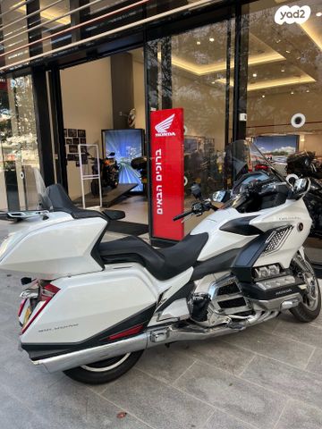 מודעת רכב הונדה GL1800 גולד-ווינג