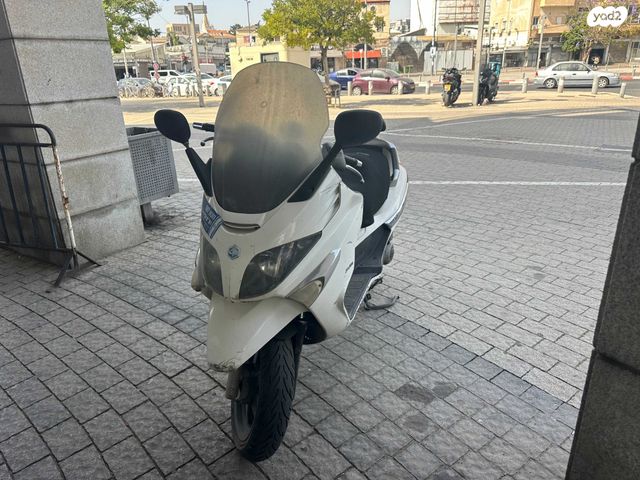 מודעת רכב פיאג'ו X-Evo 250
