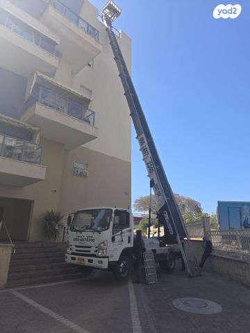 מודעת רכב מנוף