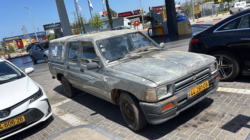 מודעת רכב טויוטה