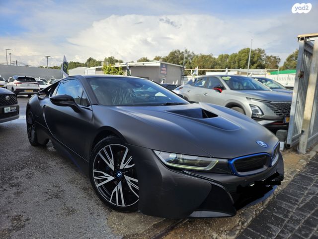 מודעת רכב ב מ וו i8