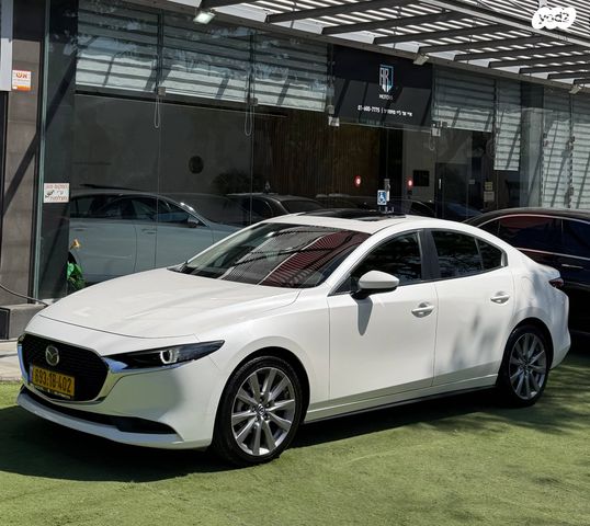 מודעת רכב מאזדה 3