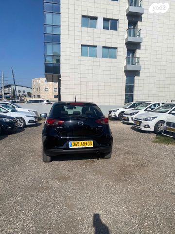 מודעת רכב מאזדה 2