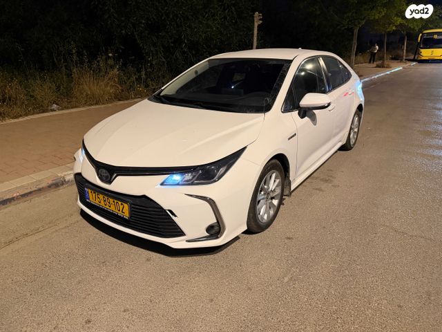 מודעת רכב טויוטה קורולה