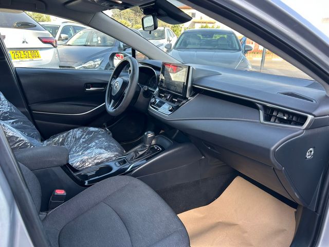 מודעת רכב טויוטה קורולה 2