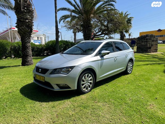 מודעת רכב סיאט לאון