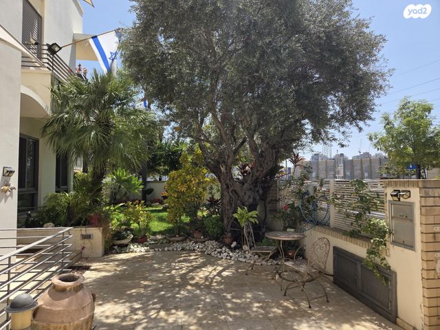 יצחק בשביס זינגר 25