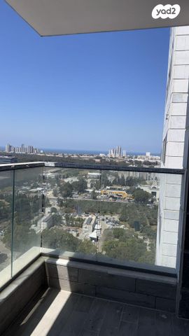 הרברט סמואל 30