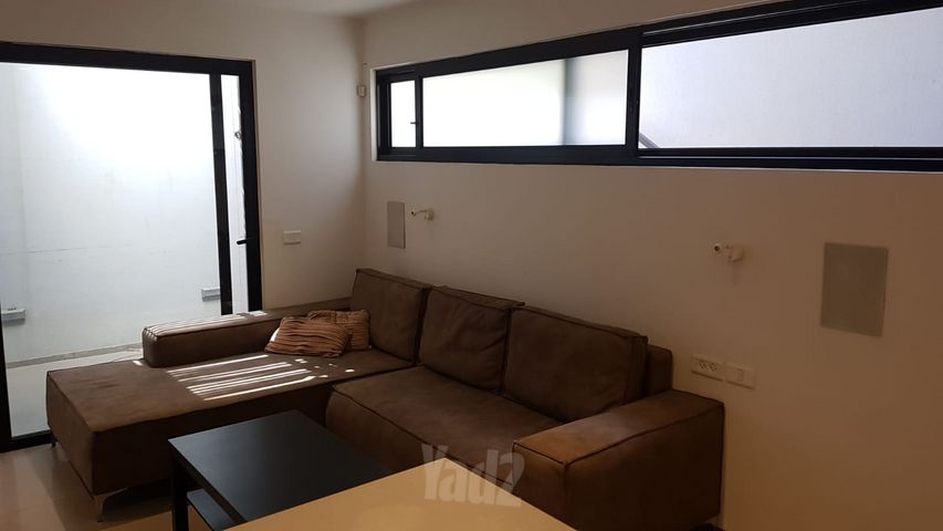 תמונה 7 של דירת 1.5 חדרים להשכרה בנתניה
