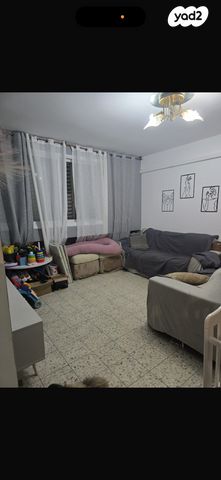 הרברט סמואל 100