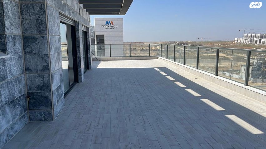 גג/ פנטהאוז