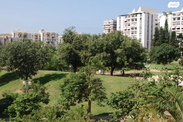 רמת אביב ג'