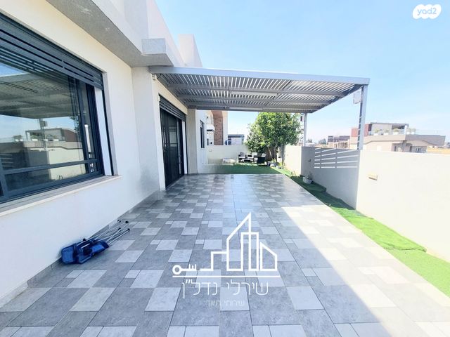 נאות הפרחים