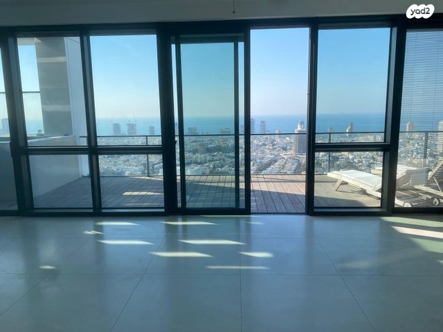 גני שרונה, קרית הממשלה