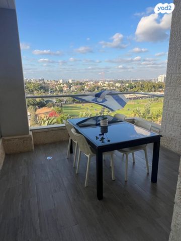 התורמוס 10