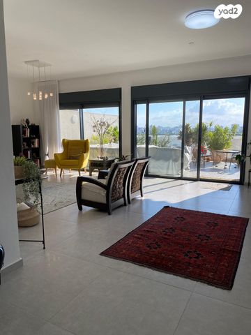 חצרות המושבה