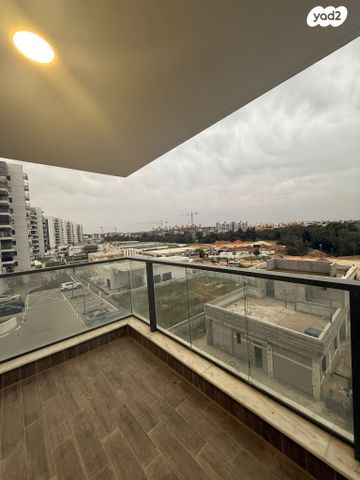 נווה שרון / שער העיר
