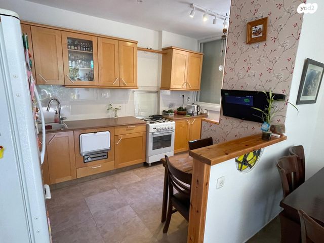 הרצליה הירוקה, נווה עובד