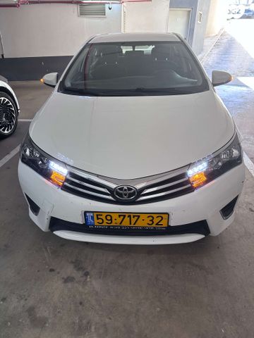מודעת רכב טויוטה קורולה