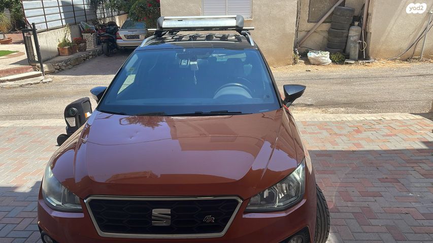מודעת רכב סיאט ארונה
