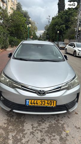 מודעת רכב טויוטה קורולה