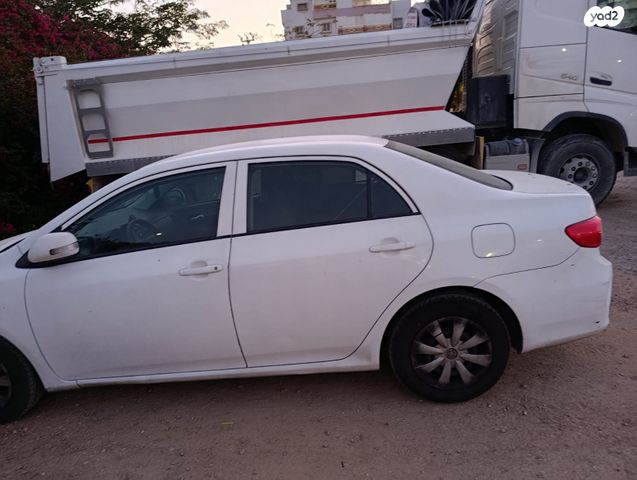מודעת רכב טויוטה קורולה