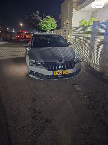מודעת רכב סקודה סופרב