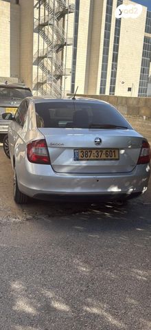 מודעת רכב סקודה ראפיד