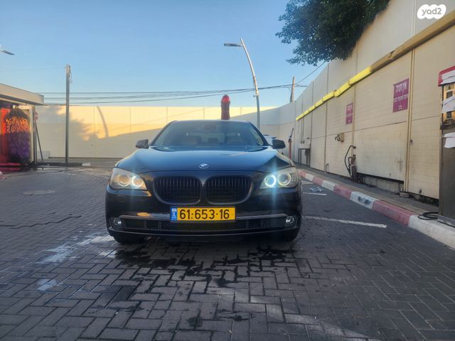 מודעת רכב ב מ וו סדרה 7