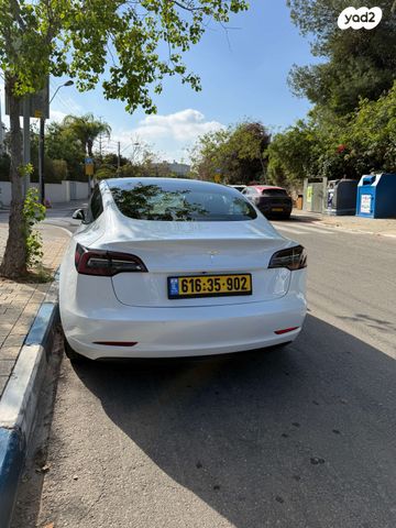 מודעת רכב טסלה מודל 3