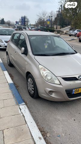 מודעת רכב יונדאי i20
