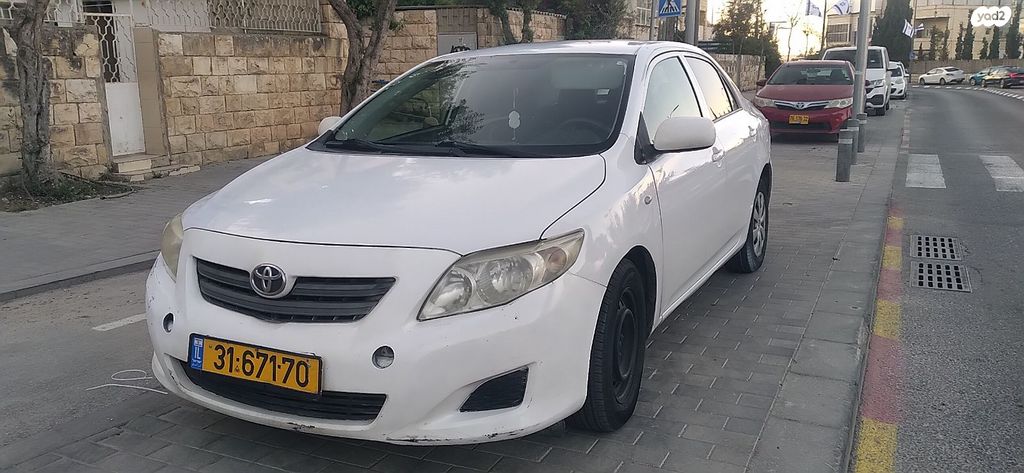 מודעת רכב טויוטה קורולה