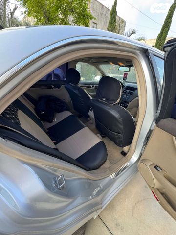 מודעת רכב מרצדס-בנץ C-class
